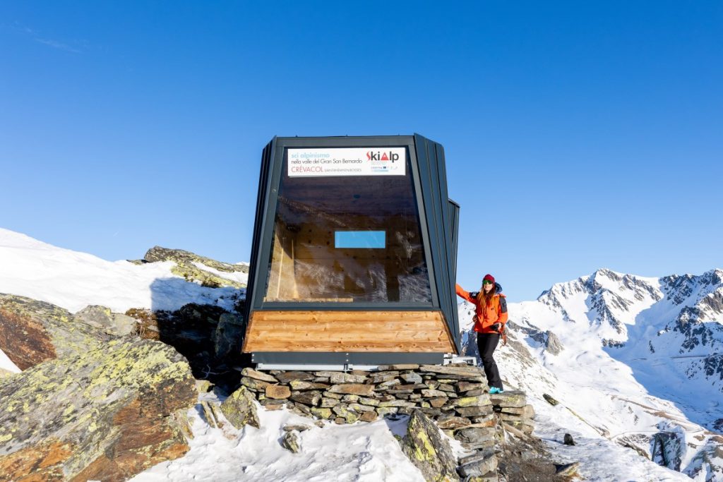 Il bivacco di Crevacol. Foto Evi Garbolino