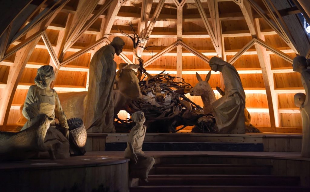 Il presepio di Sutrio che è stato esposto in Vaticano