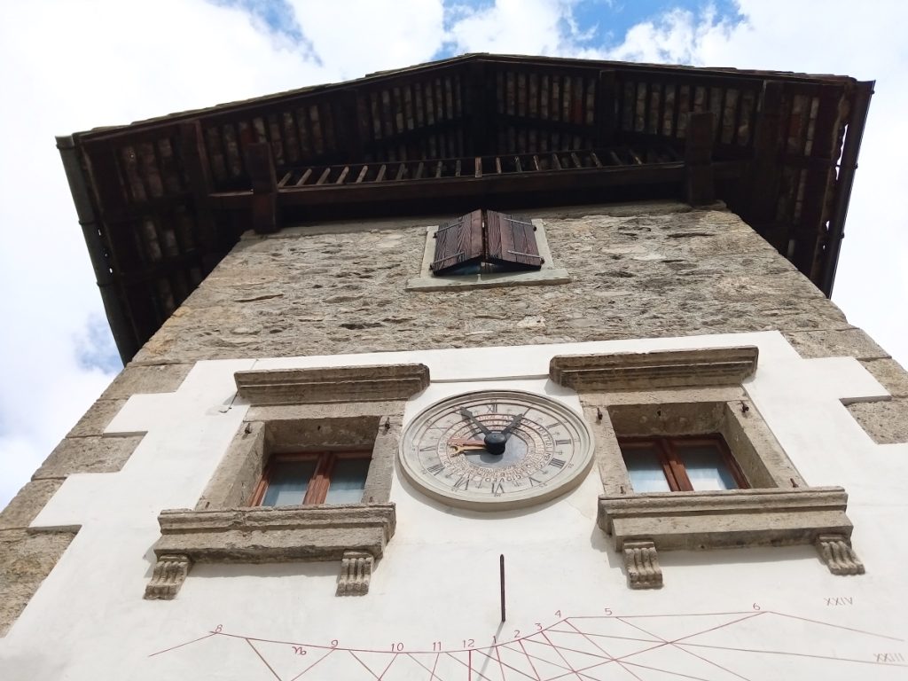 La facciata della Casa dell