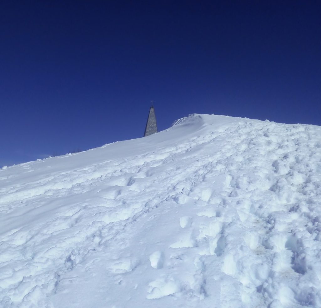 La vetta innevata