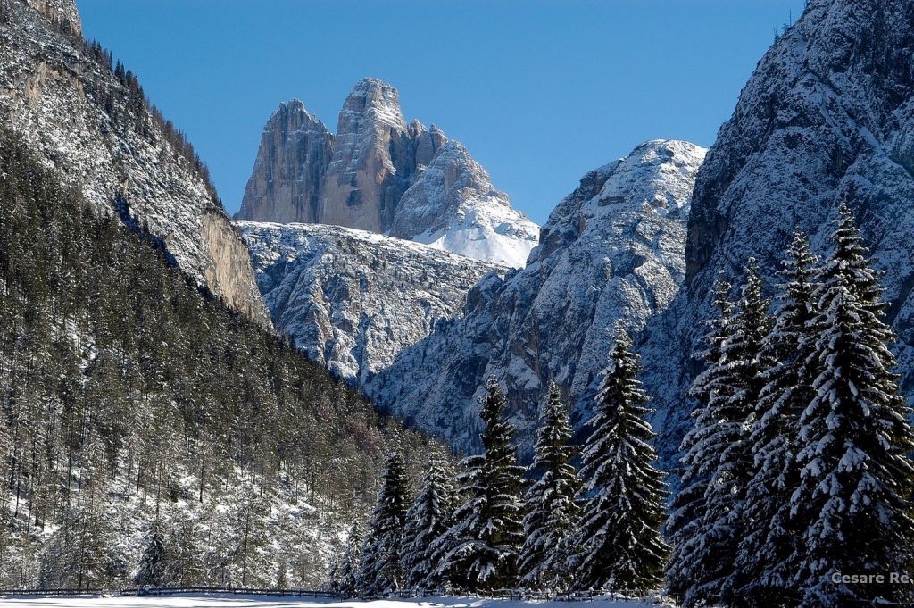 Le Tre Cime di Lavaredo dalla Val di Landro. Foto Cesare Re