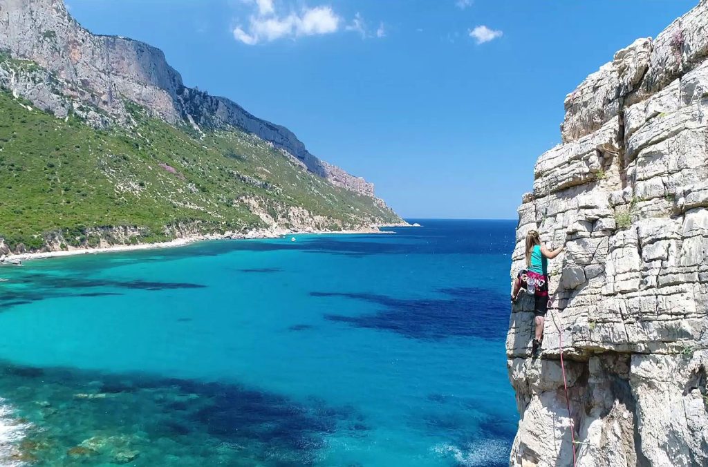 Lo spettacolo di Pedra Longa. Foto Maurizio Oviglia