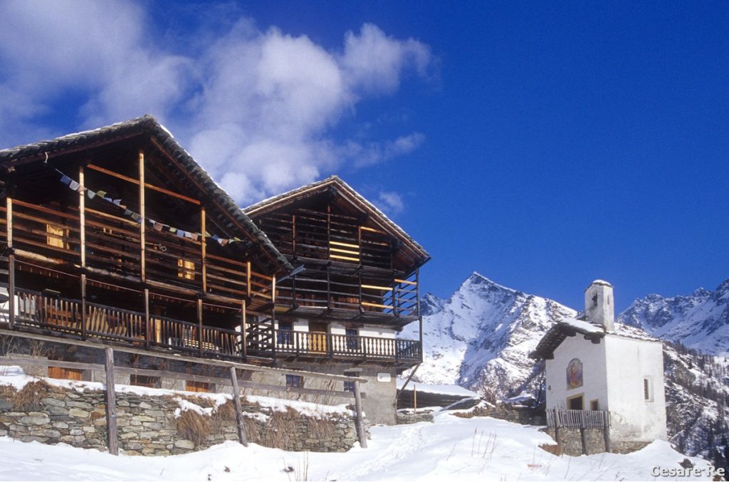 Il villaggio walser di Alpenzu. Foto Cesare Re