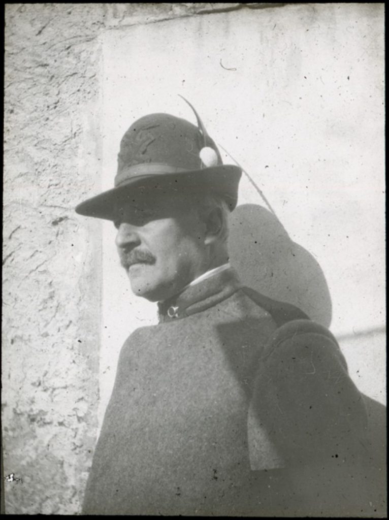 Napoleone Cozzi in divisa da alpino nel 1915, pochi mesi prima di morire. Foto Melania Lunazzi, courtesy SAG TS