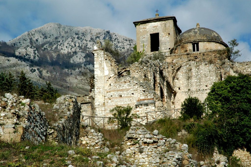 San Pietro Infine, ruderi della chiesa, foto SA