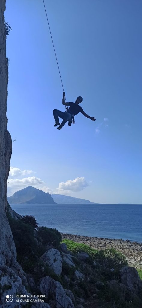 Scogliera di Salinella, Settore Campo base. Foto Daniele Arena