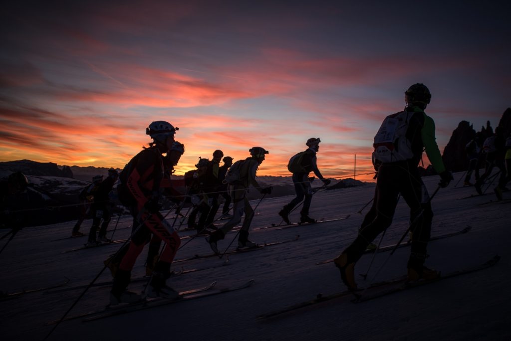 Sellaronda, partenza al tramonto Foto: AreaPhoto