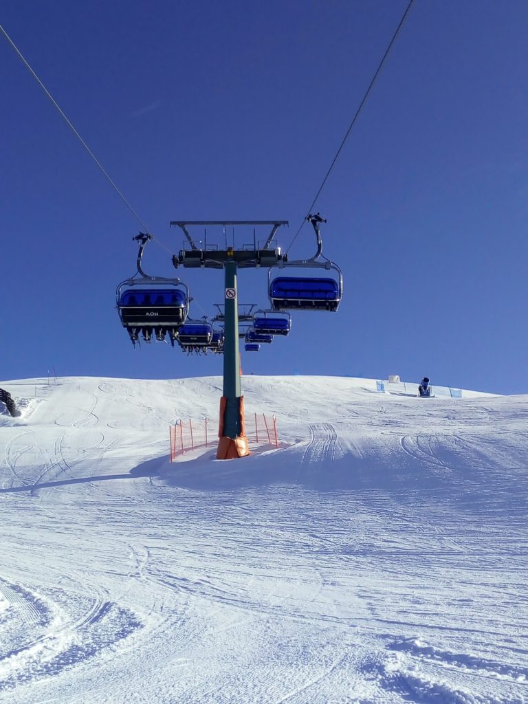 Una seggiovia della Plose, sopra Bressanone. Foto Ettore Pettinaroli