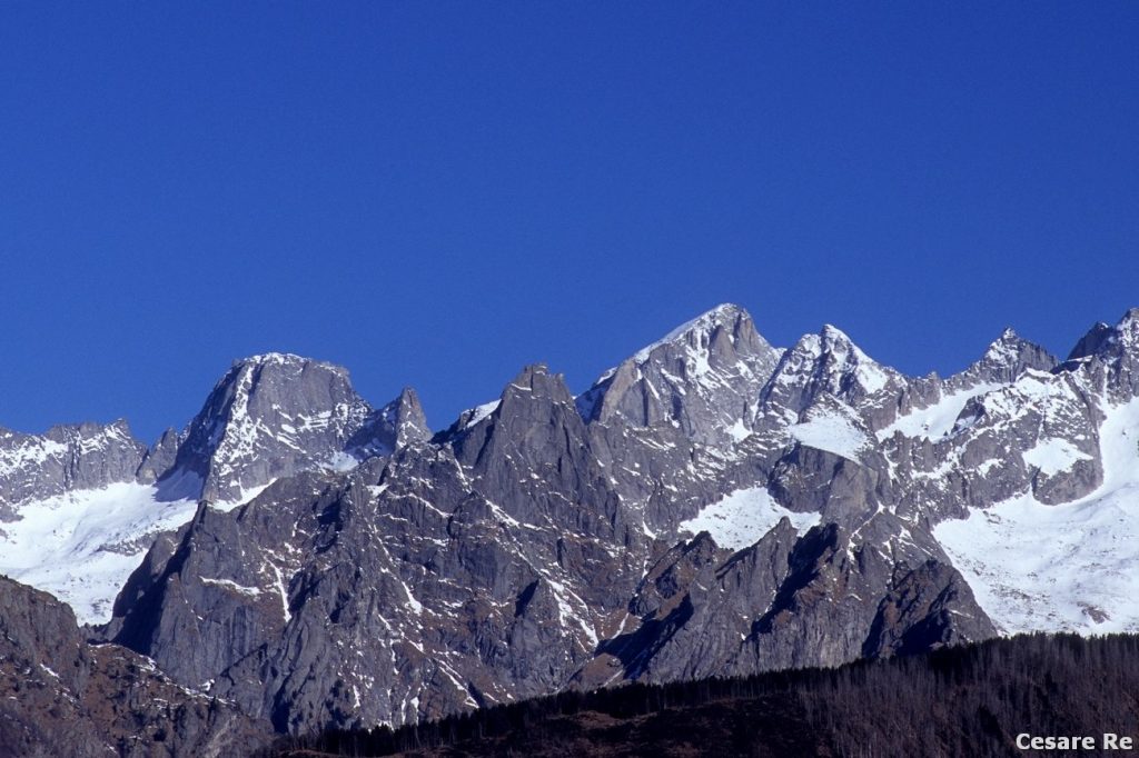 Vista sul granito della Val Masino . Foto Cesare Re