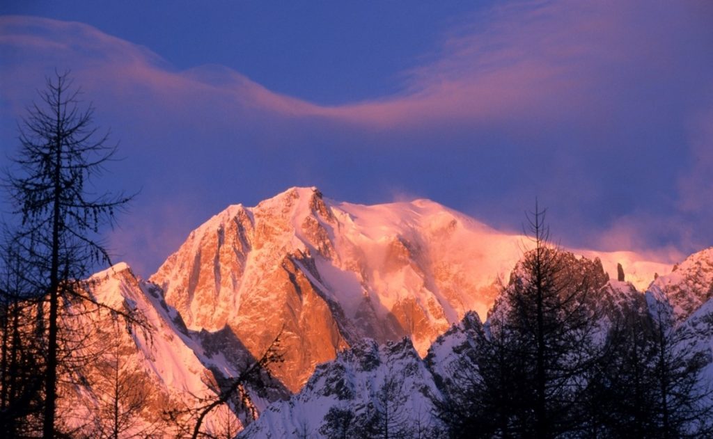 Alba sul Monte Bianco. Foto Cesare Re
