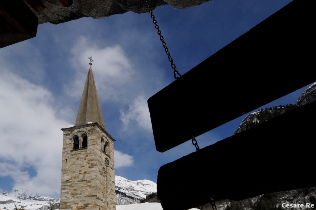 Il Campanile di Alagna Valsesia. Foto Cesare Re