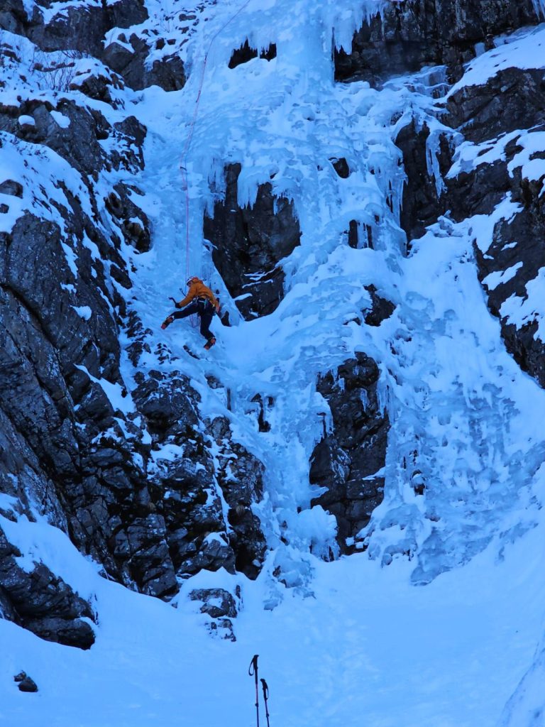 Il primo tiro su Flusso. Foto Renzo Zampatti