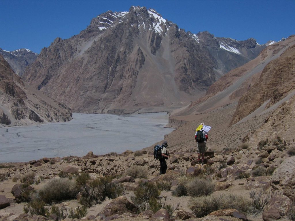 La grande distesa alluvionale della Shaksgam Valley, foto Michele Comi