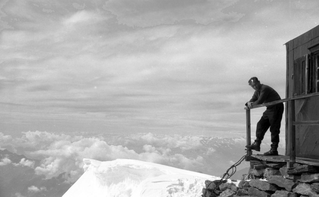 Primo Levi alla Capanna Margherita Foto Biblioteca Nazionale del Club Alpino Italiano