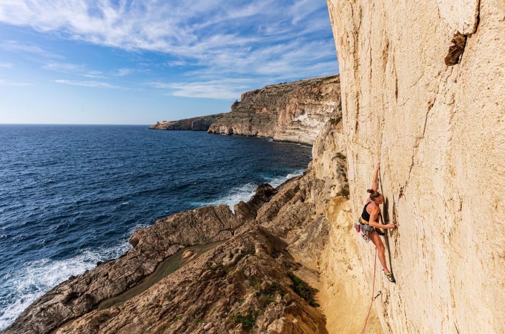 Il fascino dell'arrampicata sulle scogliere