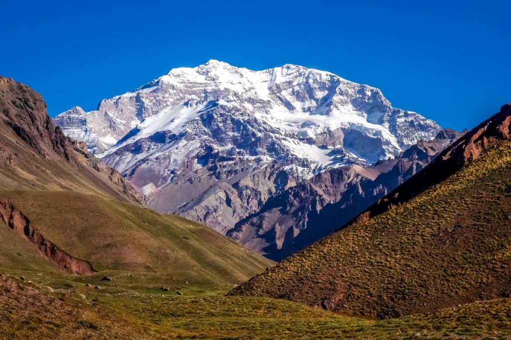 L'impressionante Parete Sud dell'Aconcagua @ AdobeStock