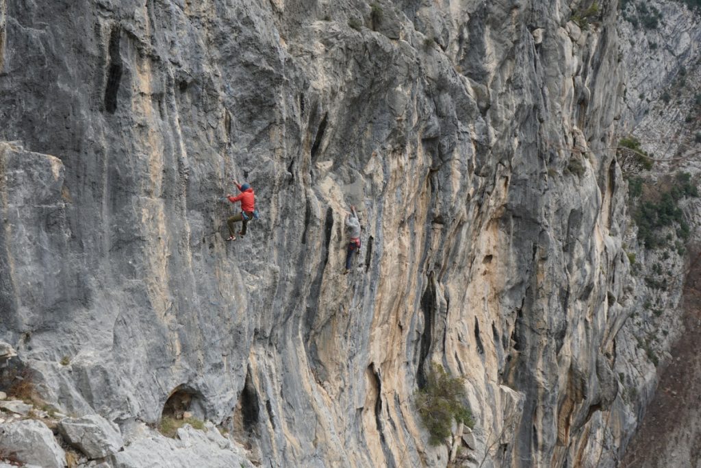 Arrampicare in Albania. Foto Enis Shehu