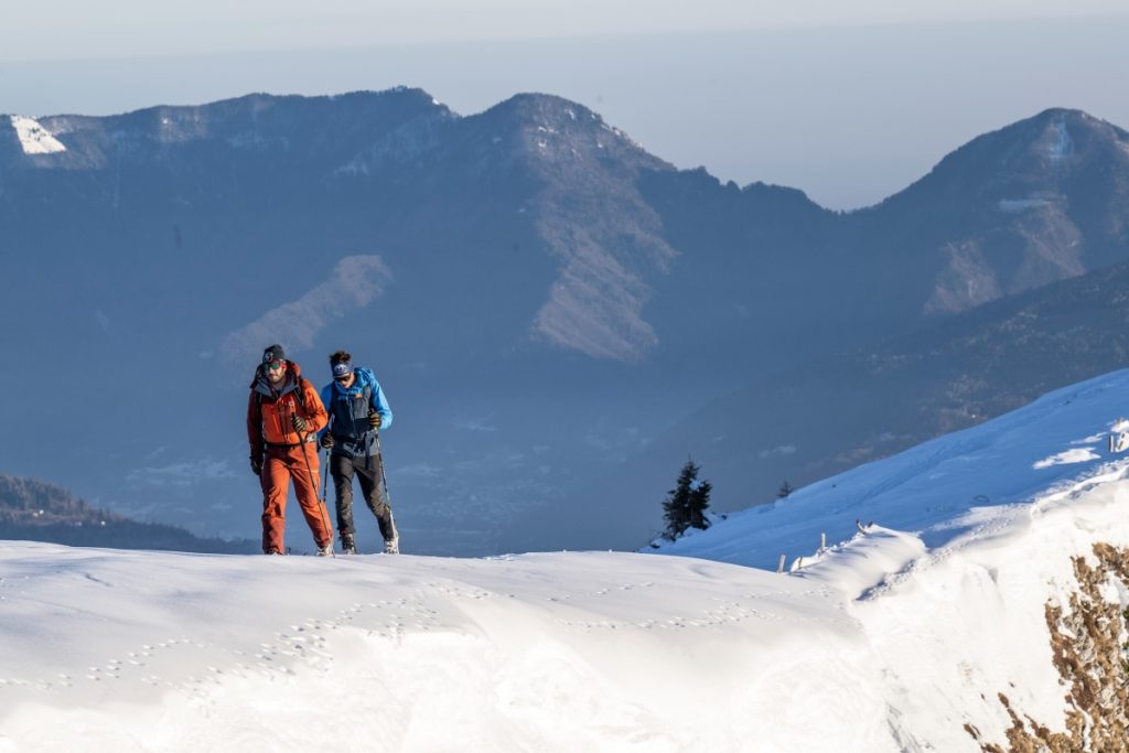 Con le pelli a Passo Brocon, nel Lagorai. Foto Corrado Poli per Funivie Lagorai