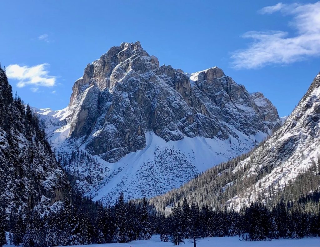 Da Val Campo di Dentro verso Punta Lavina Bianca e Latsron dei Tre Scarperi. Foto Melania Lunazzi