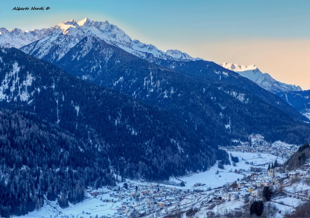 I paesi di Ossana e Pellizzano, in Val di Sole. Foto Alberto Nardi