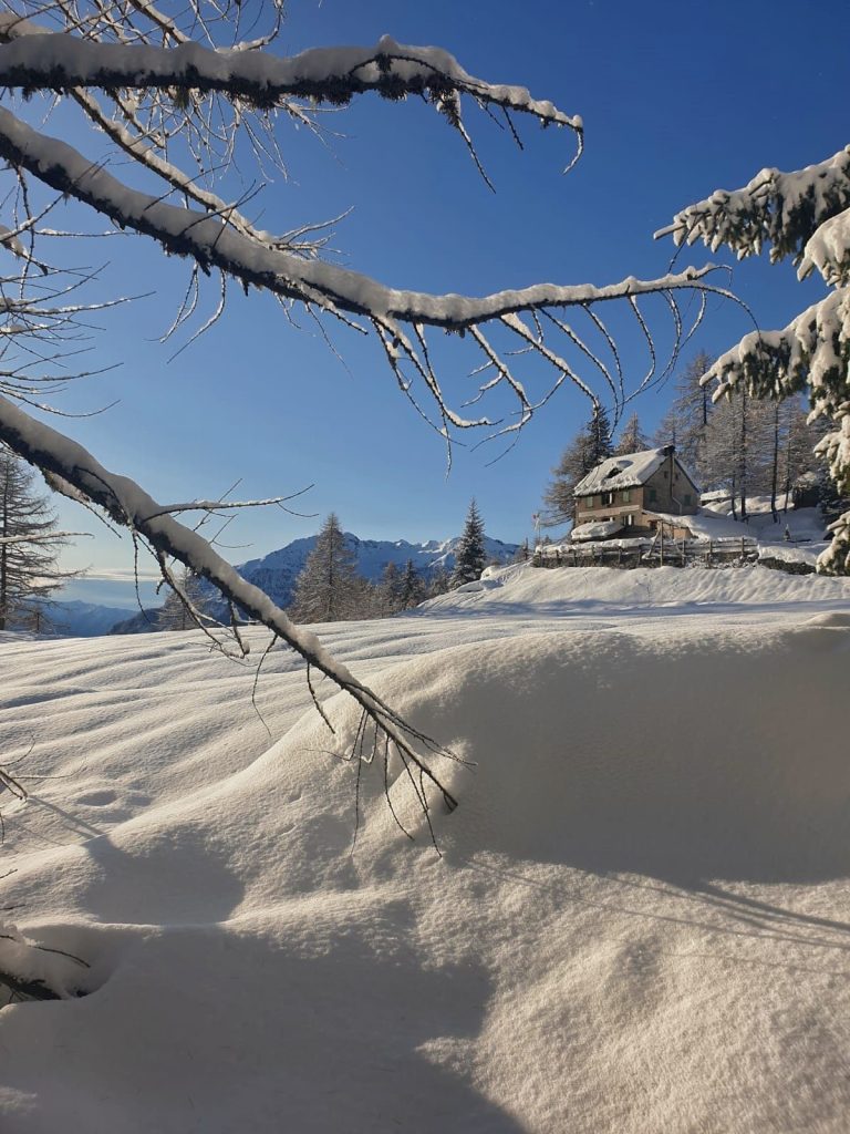 Il Rifugio Crosta in Val dì'Ossola. FB Rifugio Crosta