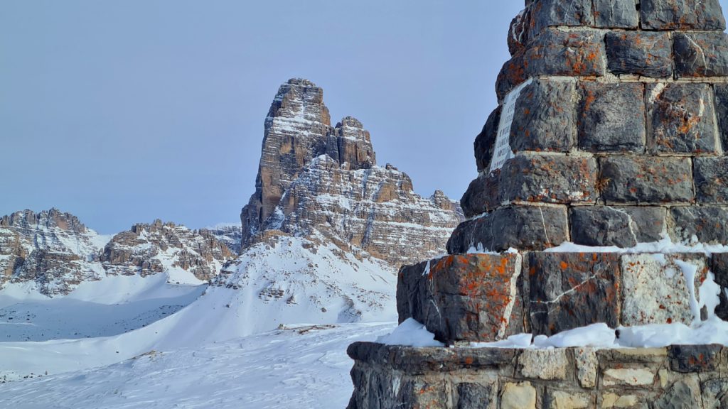 Le Tre Cime e la Piramide Carducci dal Mote Piana, fotio SA
