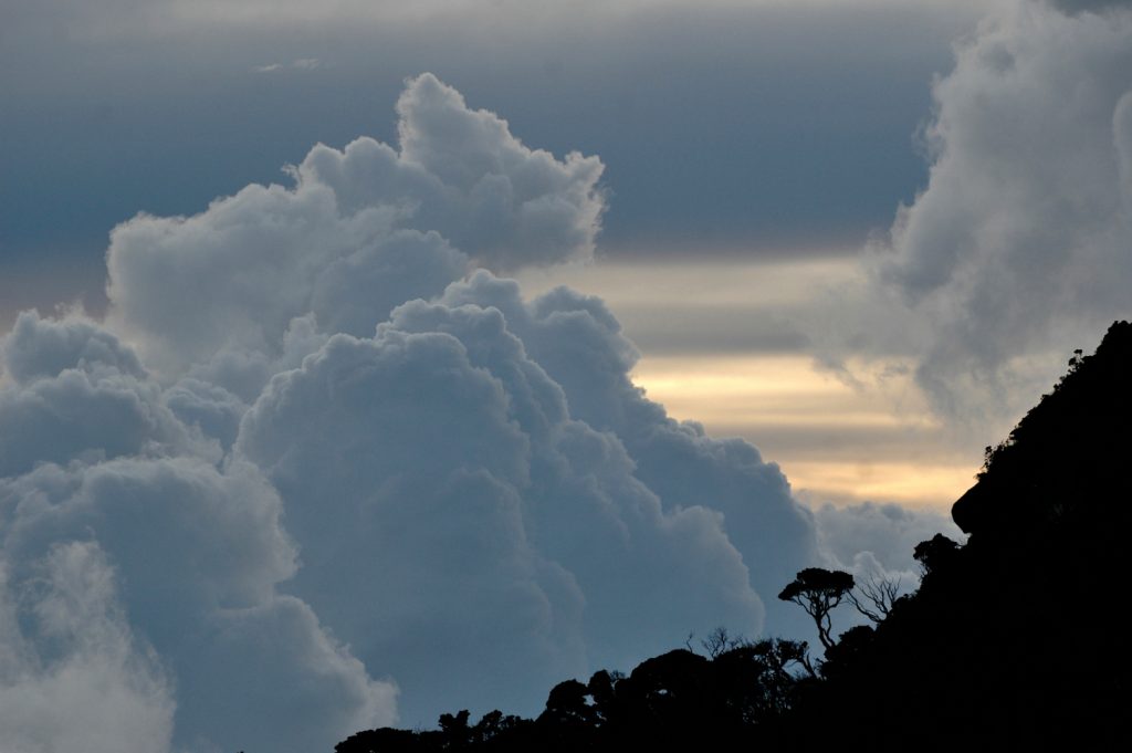 Nuvole dai lodge di Laban Rata, foto SA