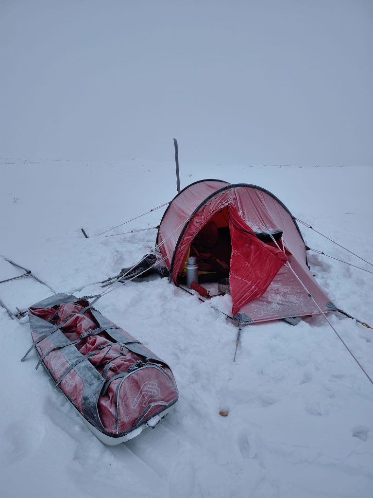 Sosta obbligata durante una tempesta. Foto FB Lorenzo Barone