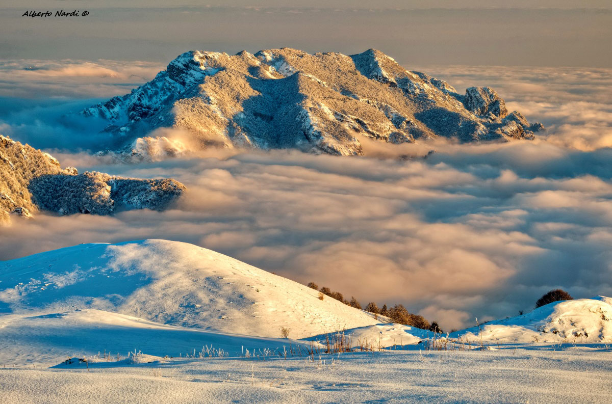 Con le ciaspole al Rifugio Gherardi, nel Parco delle Orobie Bergamasche