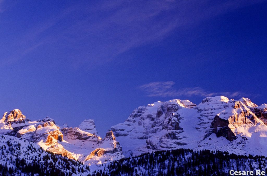 Cima Falkner, Sella e Brenta. Foto Cesare Re
