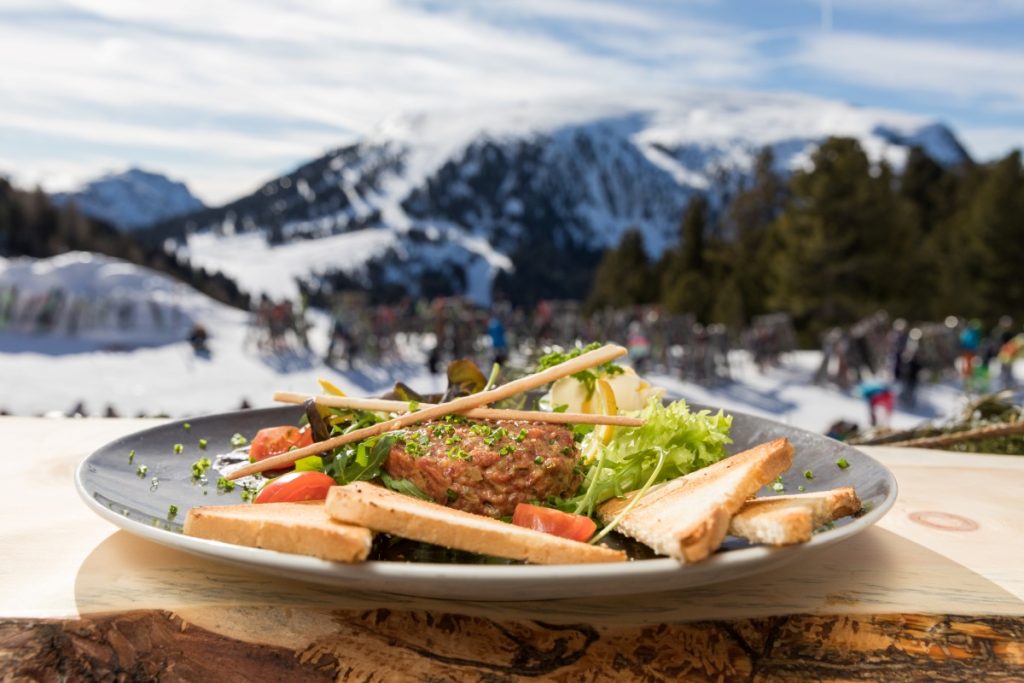 Beef & Snow, in Val d'Ega