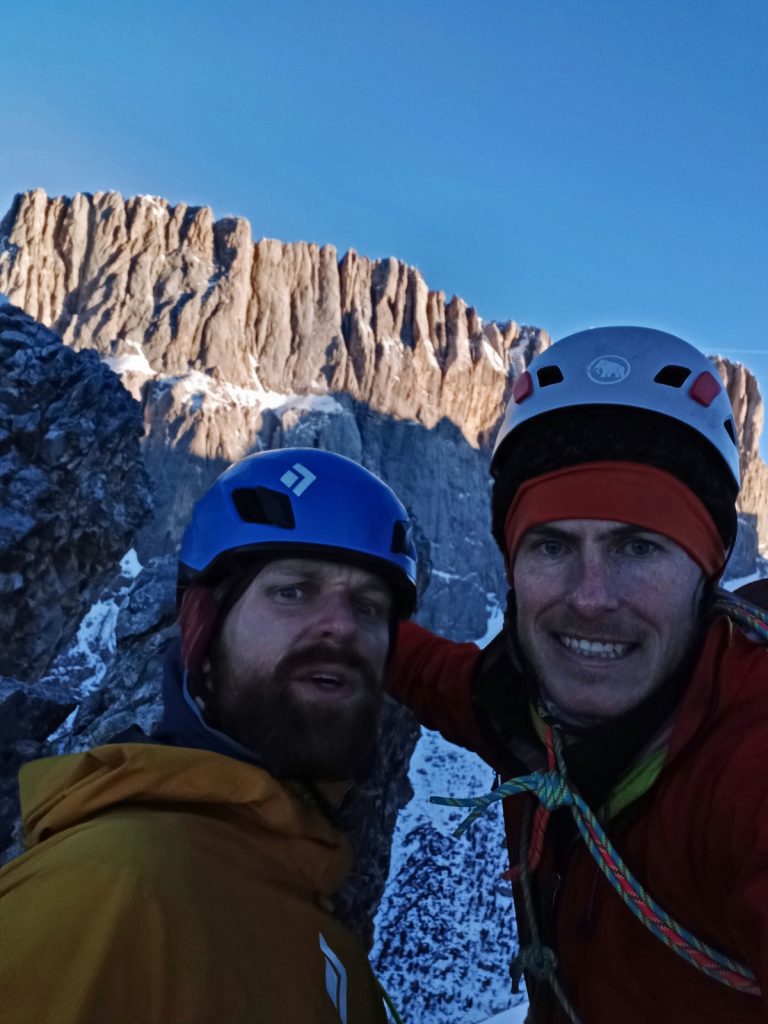 Emanuele Andreozzi con Stefano Giongo dopo aver concluso la via Per un Angelo