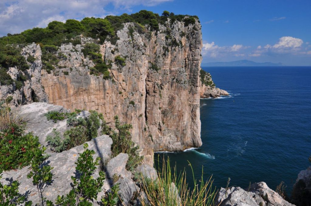 Gaeta, la falesia, foto SA
