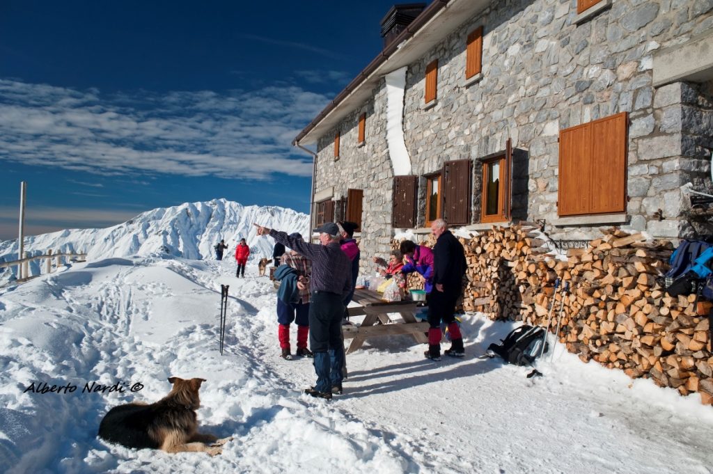 Il Rifugio Capanna 2000. Foto Alberto Nardi