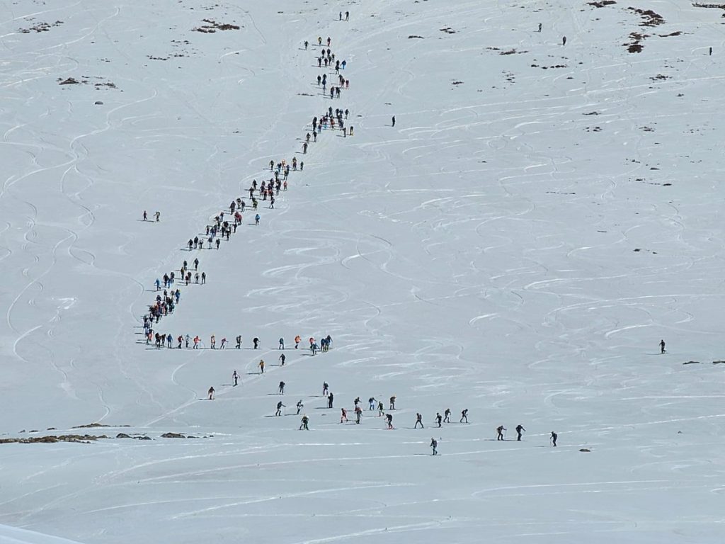 La fila dei concorrenti della PierraCreta. Foto Matteo Colizzi