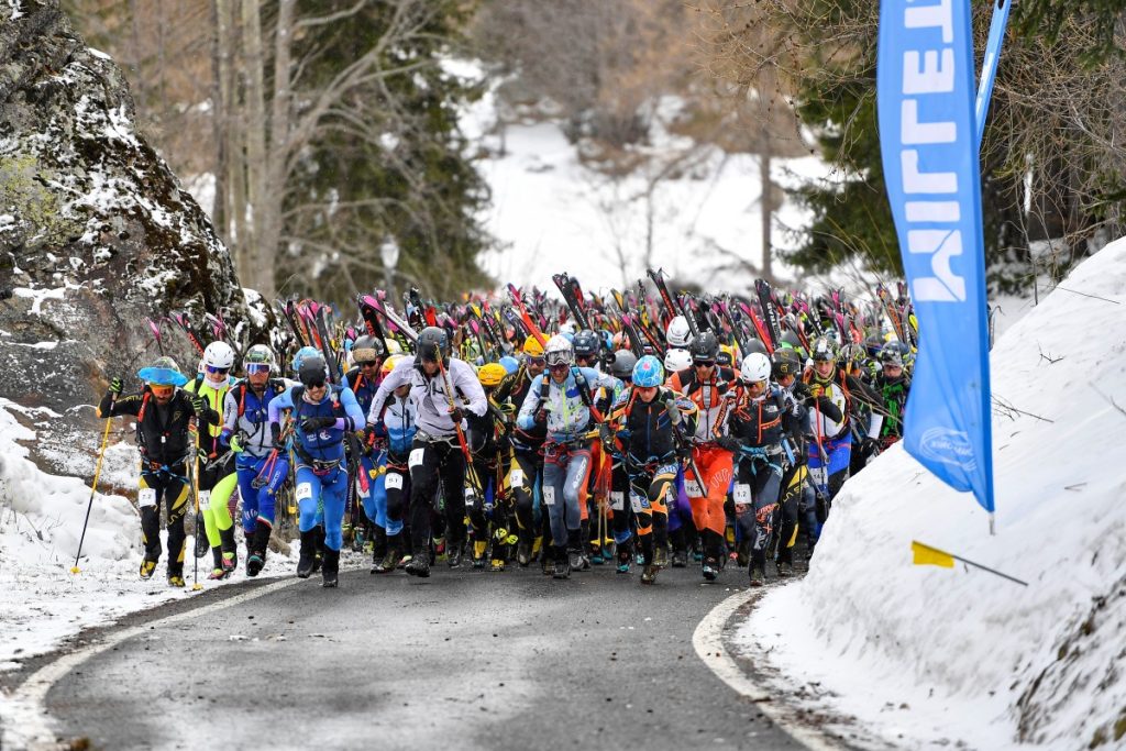 La partenza della terza tappa. Foto D. Ferrari