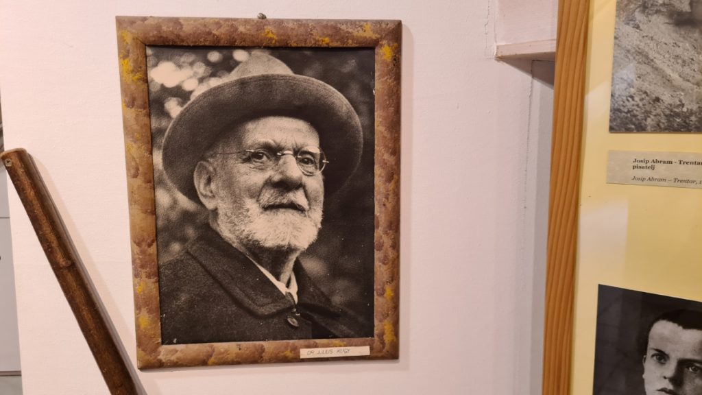 Trenta, Julius Kugy nel centro visite del Parco del Triglav, foto Stefano Ardito