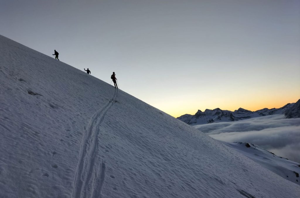 Salendo al Colle Vascoccia, in Val d'Ayas. Foto Alberto Commod