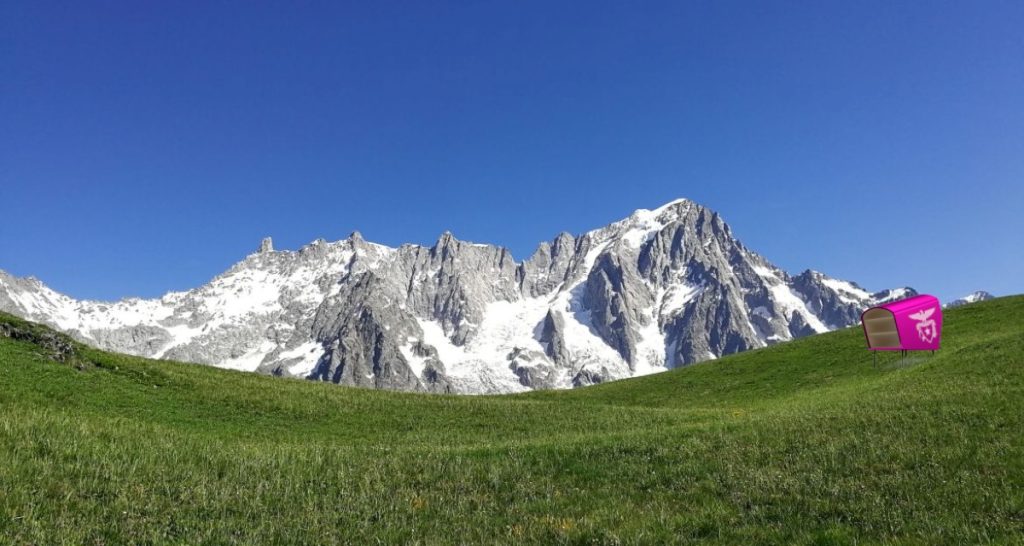 Il rendering di uno dei nuovi bivacchi del CAI