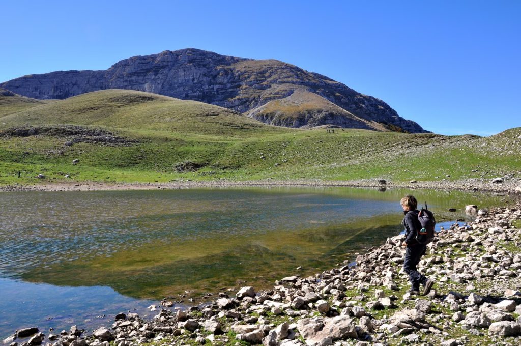 Il Lago della Duchessa, straordinario crocevia di storie e sentieri