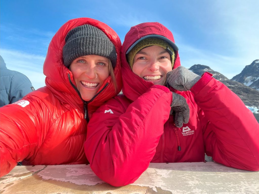 Fay Manners con Michelle Dvorak