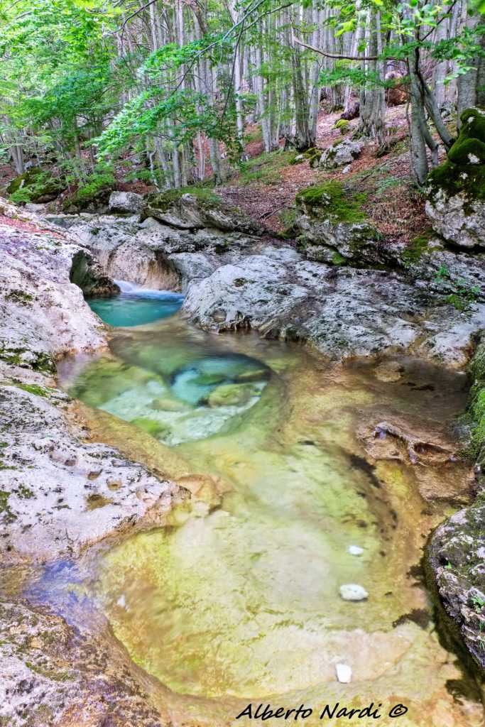 Le marmitte dei giganti nella Valle di Canneto. Foto Alberto Nardi