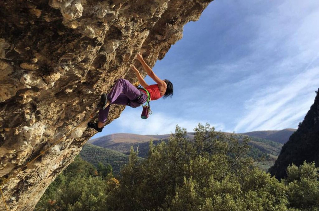 Arrampicare a Ferentillo. Foto IG Barbara Raud