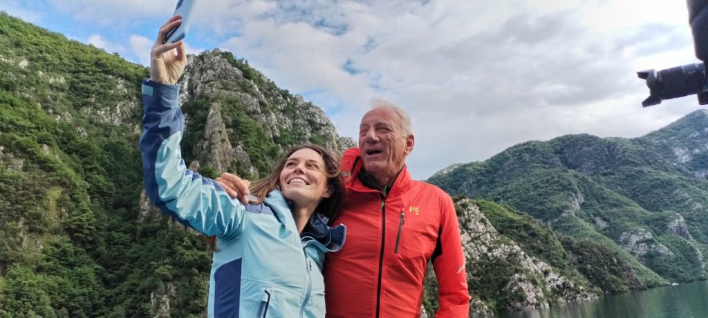 Lino Zani e Giulia Capocchi in una pausa durante la registrazione della puntata di Linea verde Sentieri