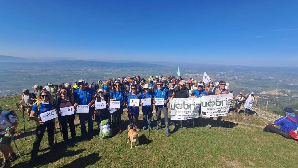 Aprile 2024, manifestazione CAI sul Monte Subasio, foto CAI Terni