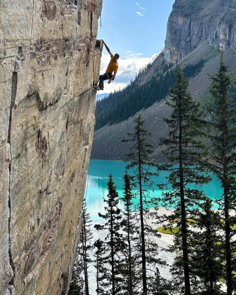 Caldwell in parete a Lake Louise. FB Tommy Caldwell