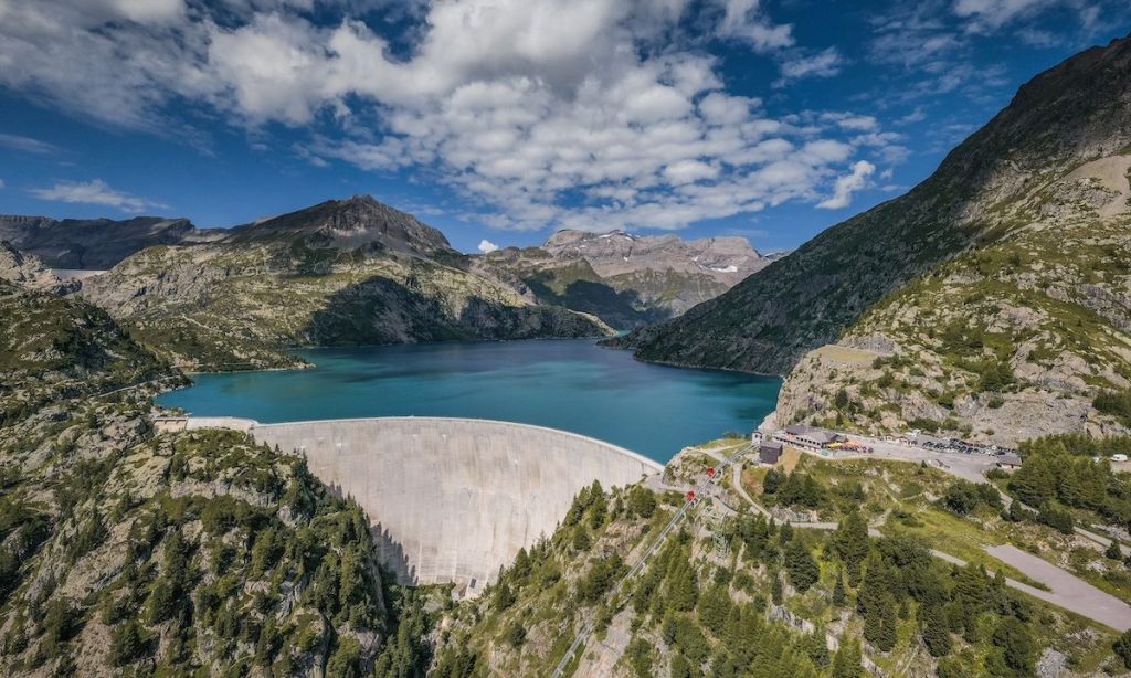 Con la VerticalApl si raggiunge il lago artificiale di Emosson @myswitzerland