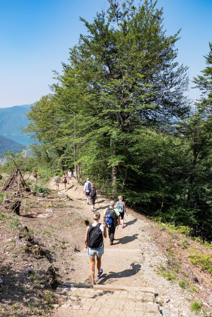 Il sentiero presso Monte San Salvatore. Foto Alberto Nardi