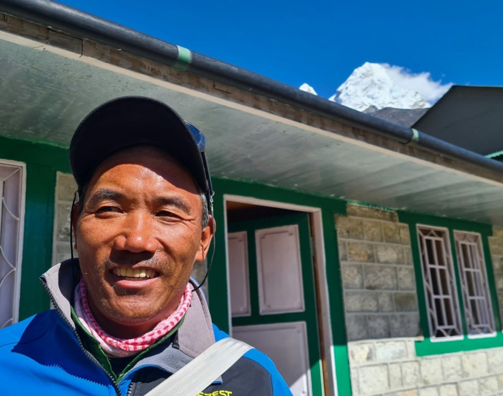 Kami Rita Sherpa sulla via dell
