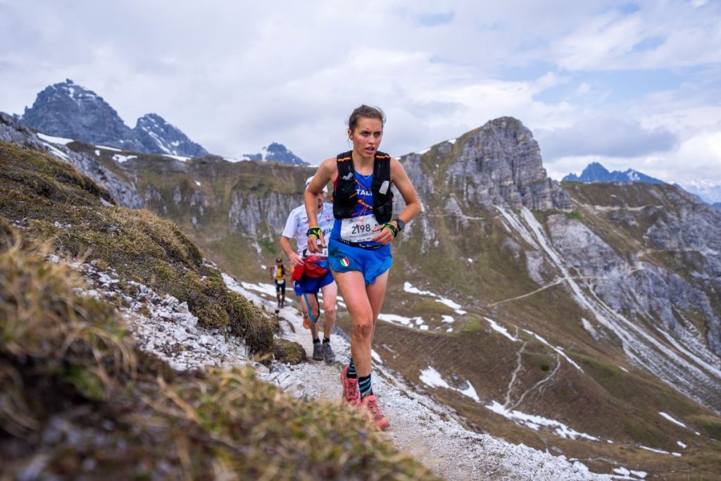 La Cumerlato con la maglia azzurra della nazionale